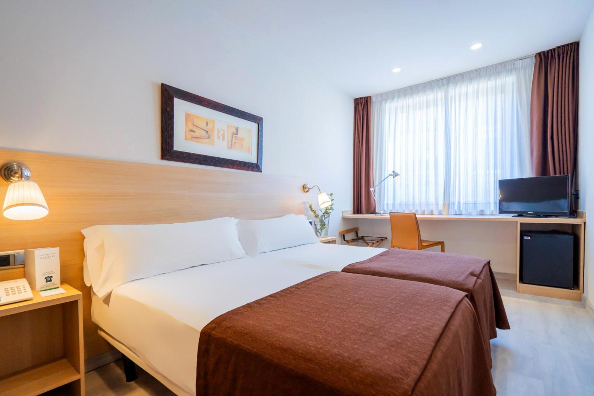 Hotel Glories Барселона Екстер'єр фото